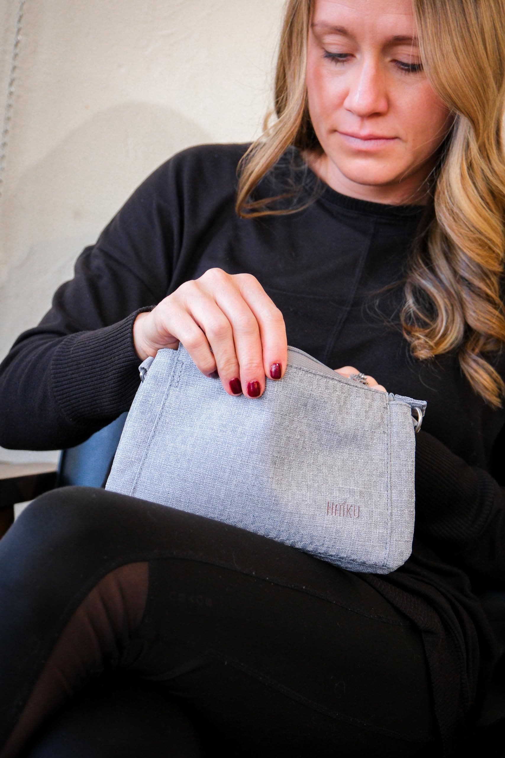 HAIKU Stride Wristlet Wallet, Alternate, color, Stone Gray