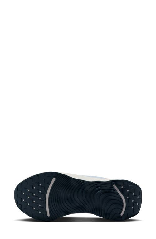 Nike Motiva Road Runner Walking Shoe