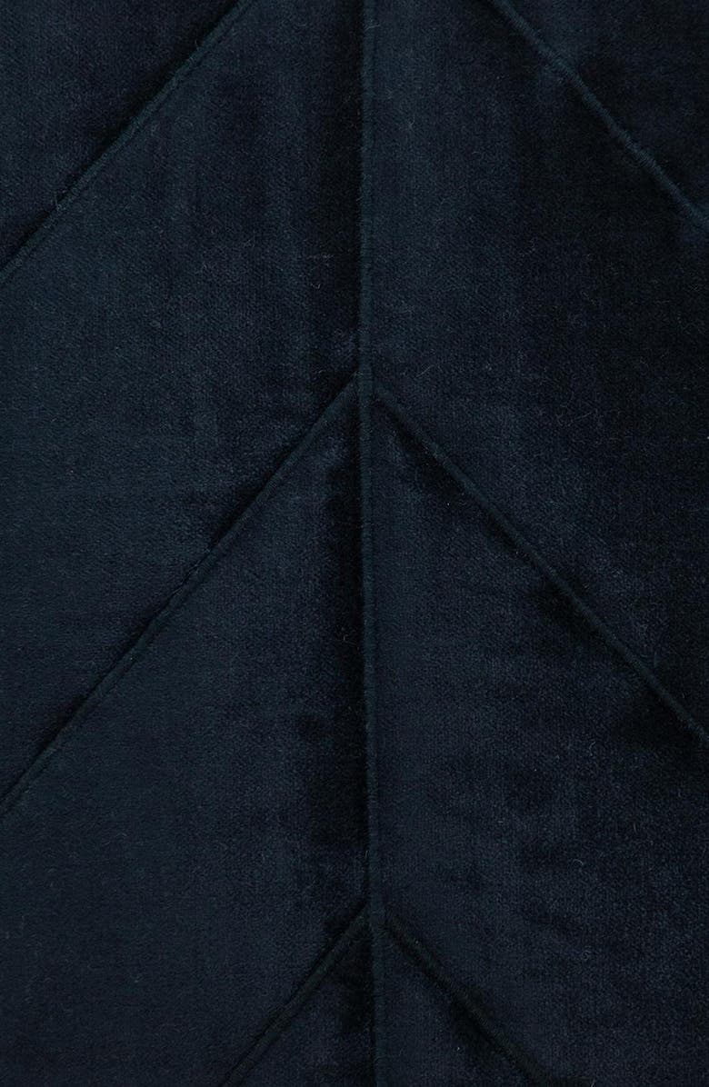 PARKLAND COLLECTION Tobyn Quilted Pillow, Alternate, color, Black