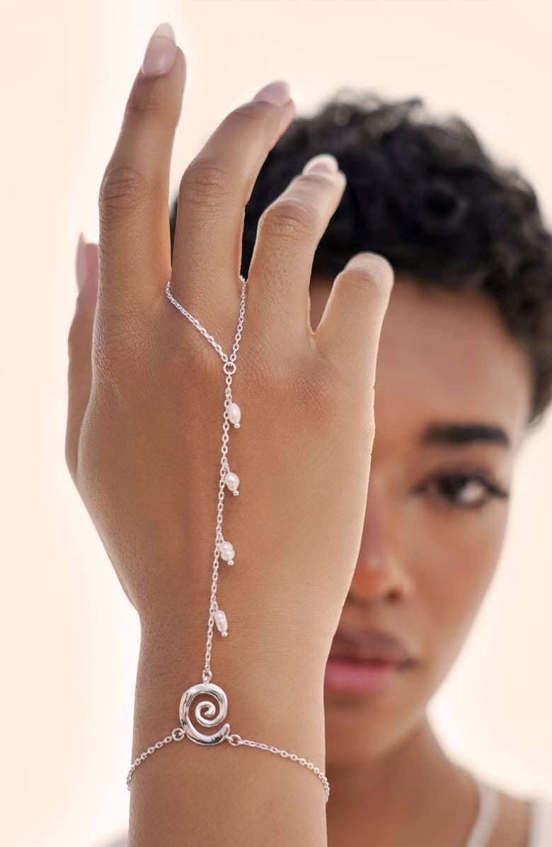 Ettika Aura Freshwater Pearl Hand Chain, Alternate, color, Silver