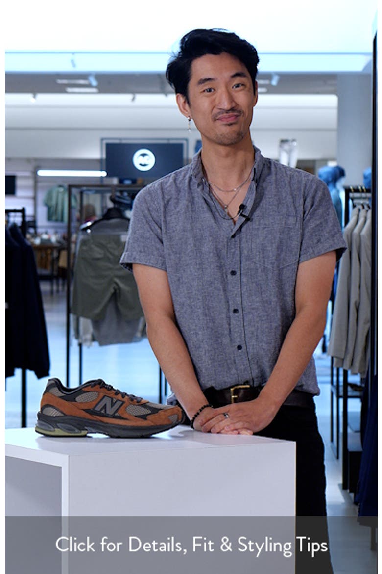 Gender Inclusive 2010 Sneaker video