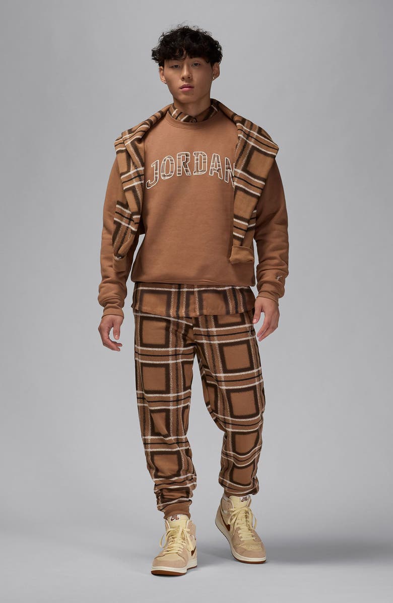 Nike Essentials Plaid Logo Fleece Crewneck Sweatshirt, Alternate, color, Acorn Brown/ Sail