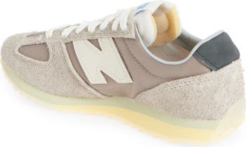 Gender Neutral 471 Sneaker