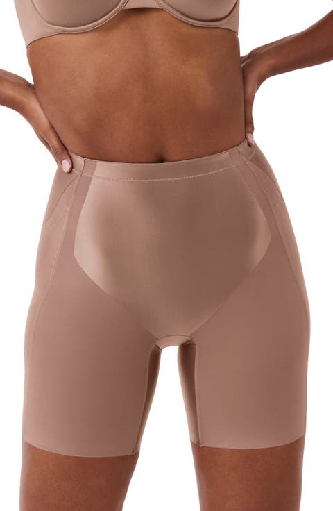 SPANXshape™ Booty-Lifting Mid-Thigh Short (Regular & Plus)