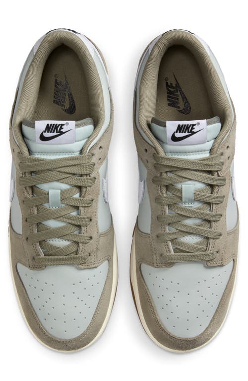 Nike Dunk Low Se Basketball Sneaker In Green