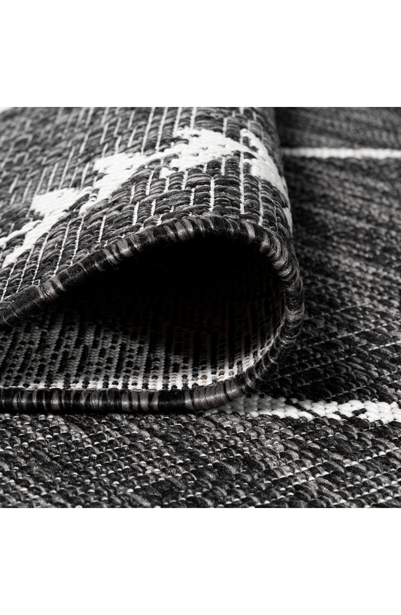 JONATHAN Y Derya Diamond Trellis Indoor/Outdoor Area Rug, Alternate, color, Black/Ivory