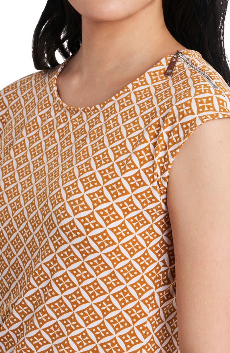 Chaus Geometric Zip Ruched Knit Top, Alternate, color, Honeybee