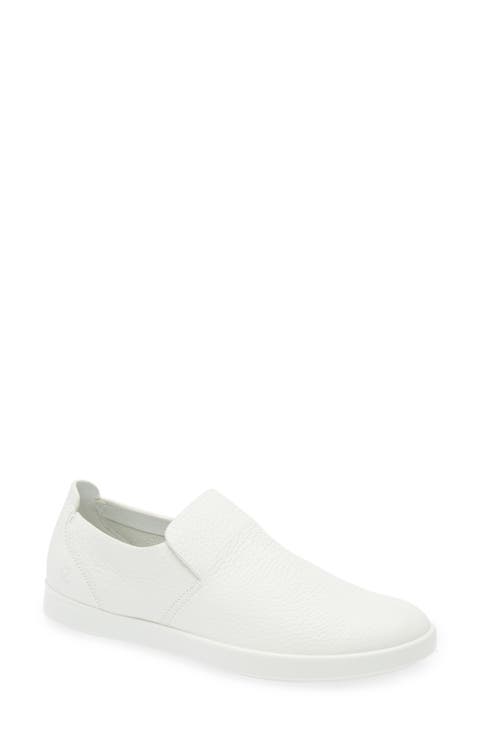Leisure Slip-On Shoe (Women)