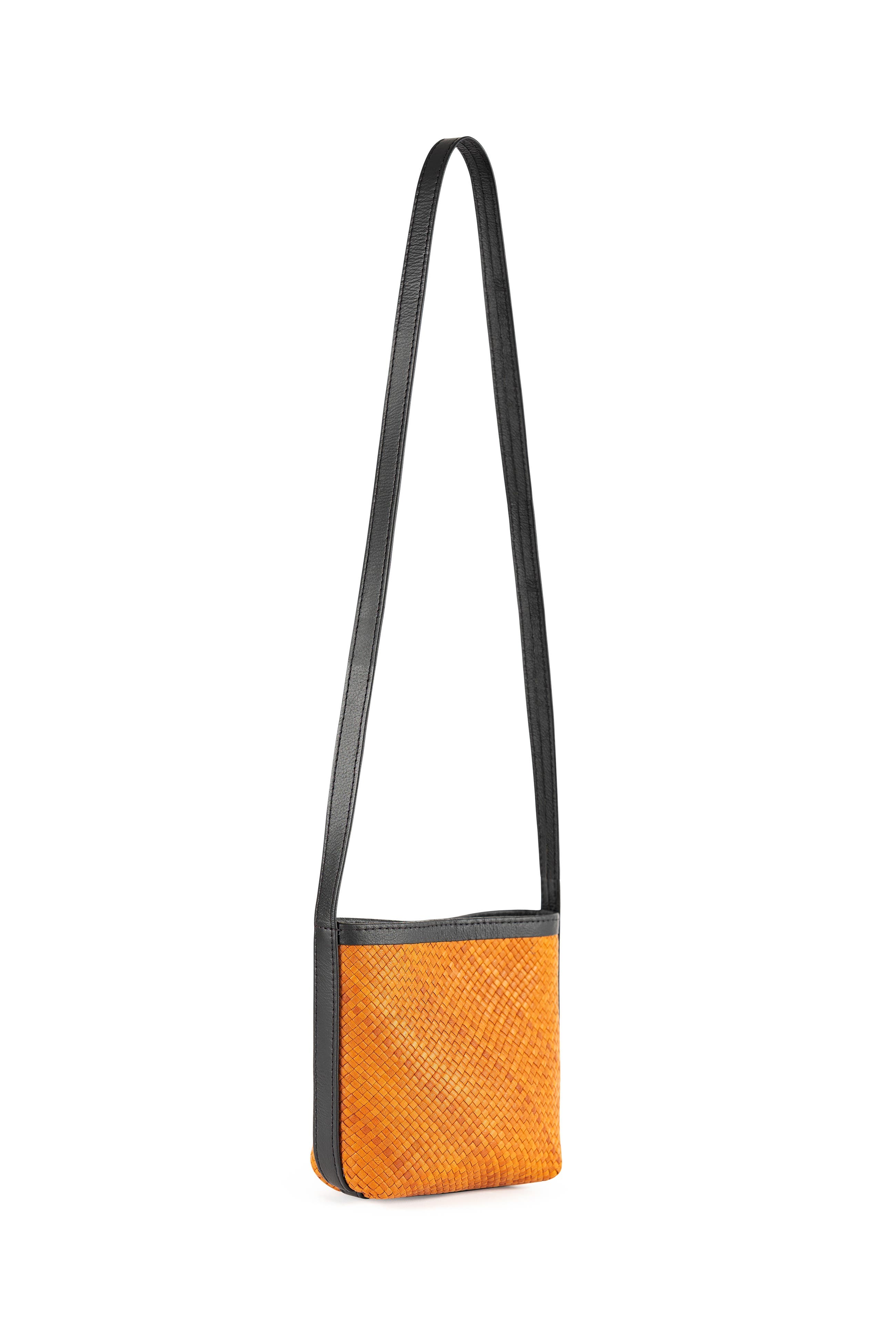 Deux Mains Panye Crossbody Bag, Alternate, color, 