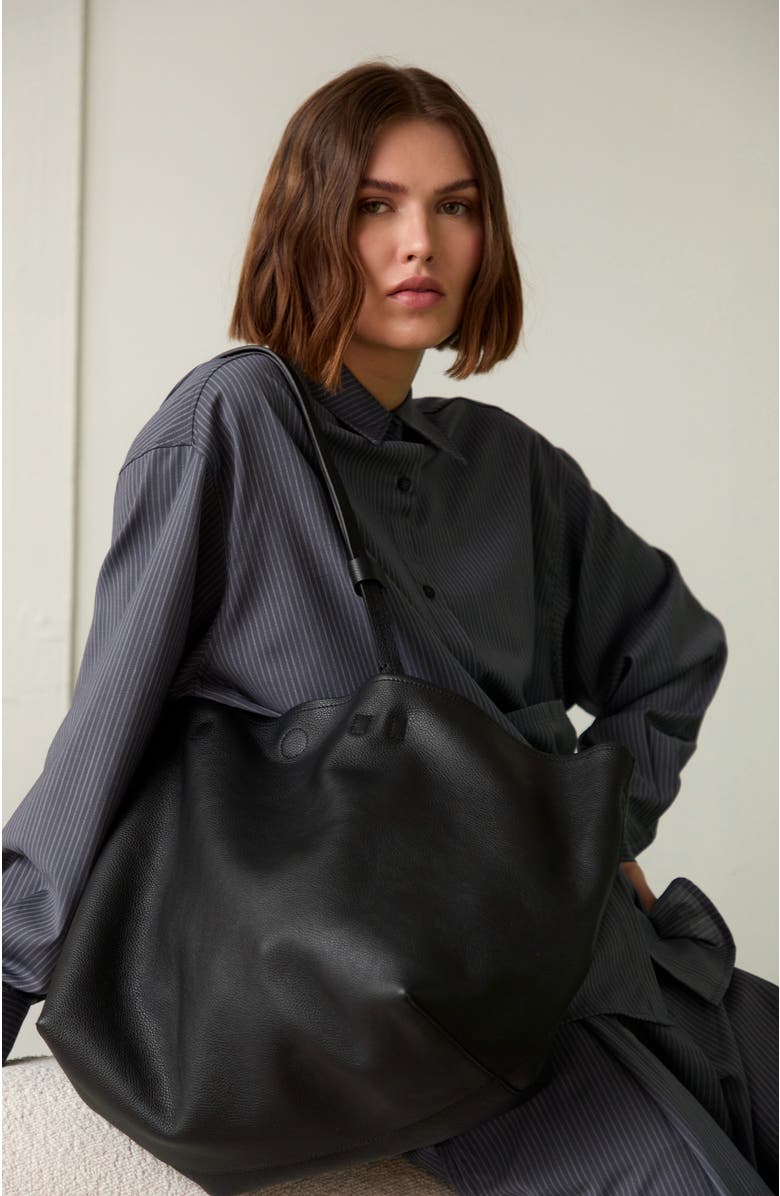 HYER GOODS Leather Mercato Soft Tote, Alternate, color, Black