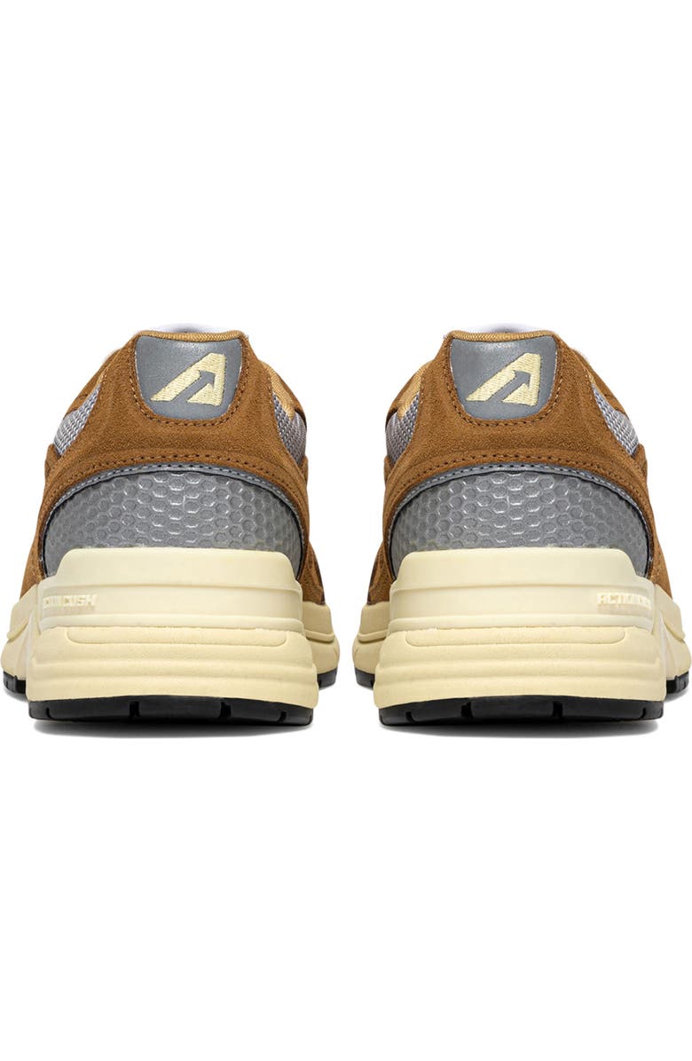 AUTRY Hyperway Low Sneaker, Alternate, color, Cigar/ Silver