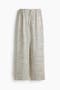 selected Cream/Patterned