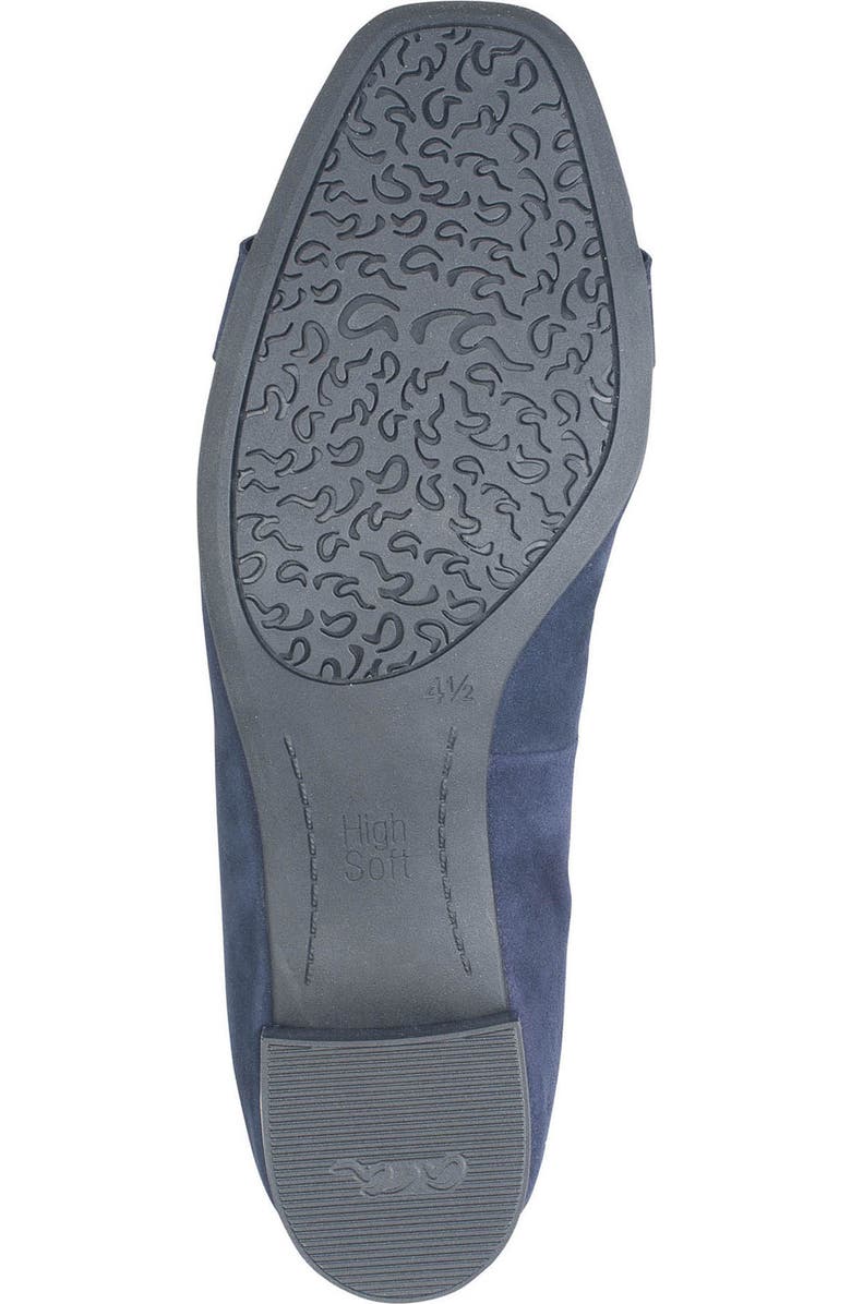 ara Gallant Chain Pump, Alternate, color, Midnight Blue