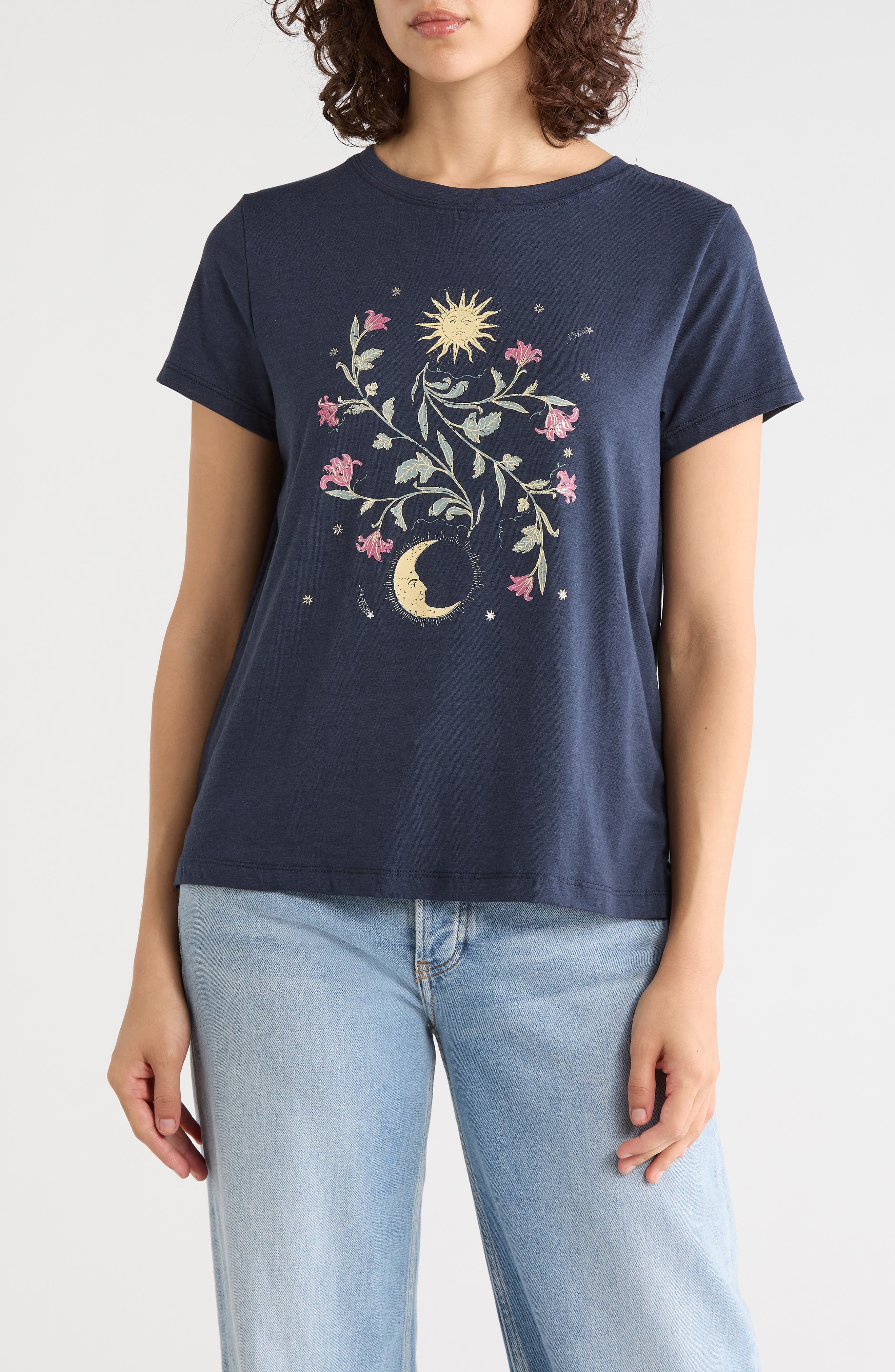 Julia Crewneck Graphic T-Shirt