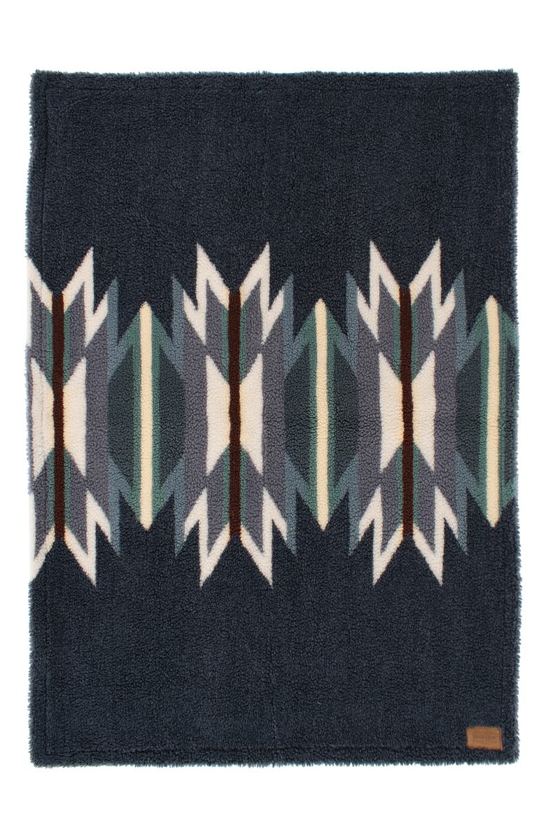 Pendleton High Pile Fleece Crate Blanket, Alternate, color, Wyeth Trail Oxford