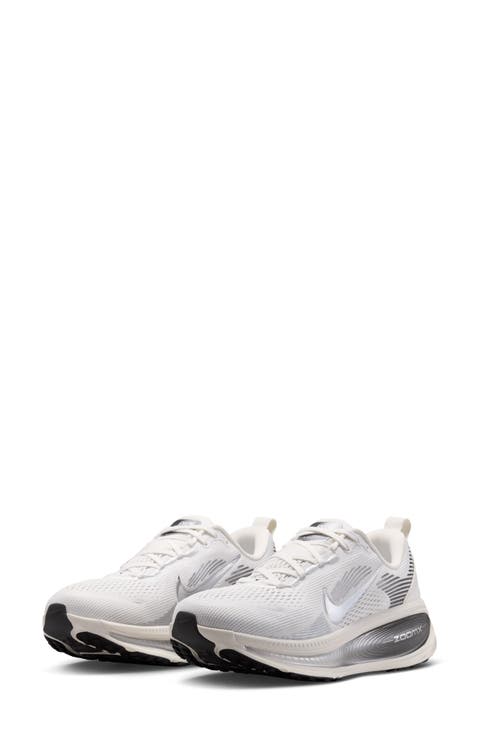 Vomero 18 Running Shoe