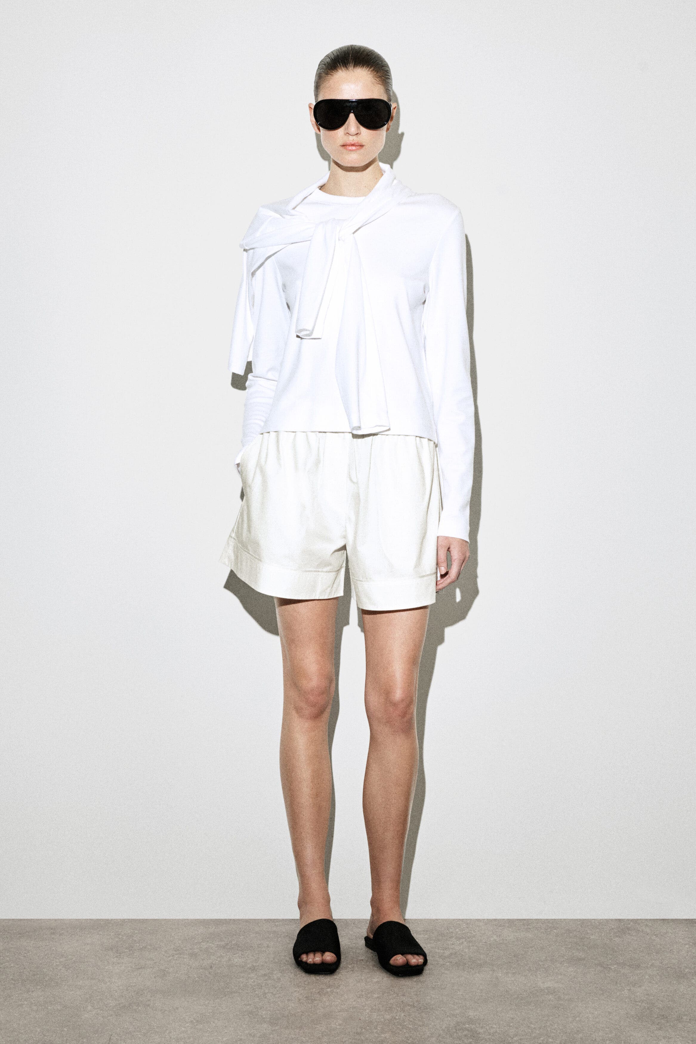 selected WHITE