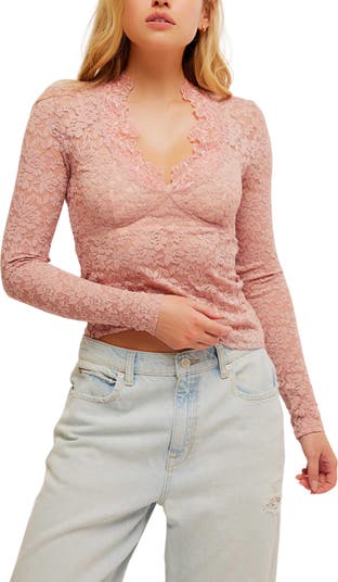 【TLLDAWN】GLOW BADDIE LACE CROP TOP off white superdown Kendall Lace Crop Top in White | REVOLVE