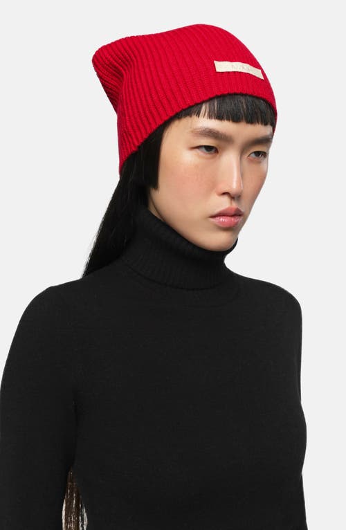 Apparis Cara Logo Patch Beanie In Red