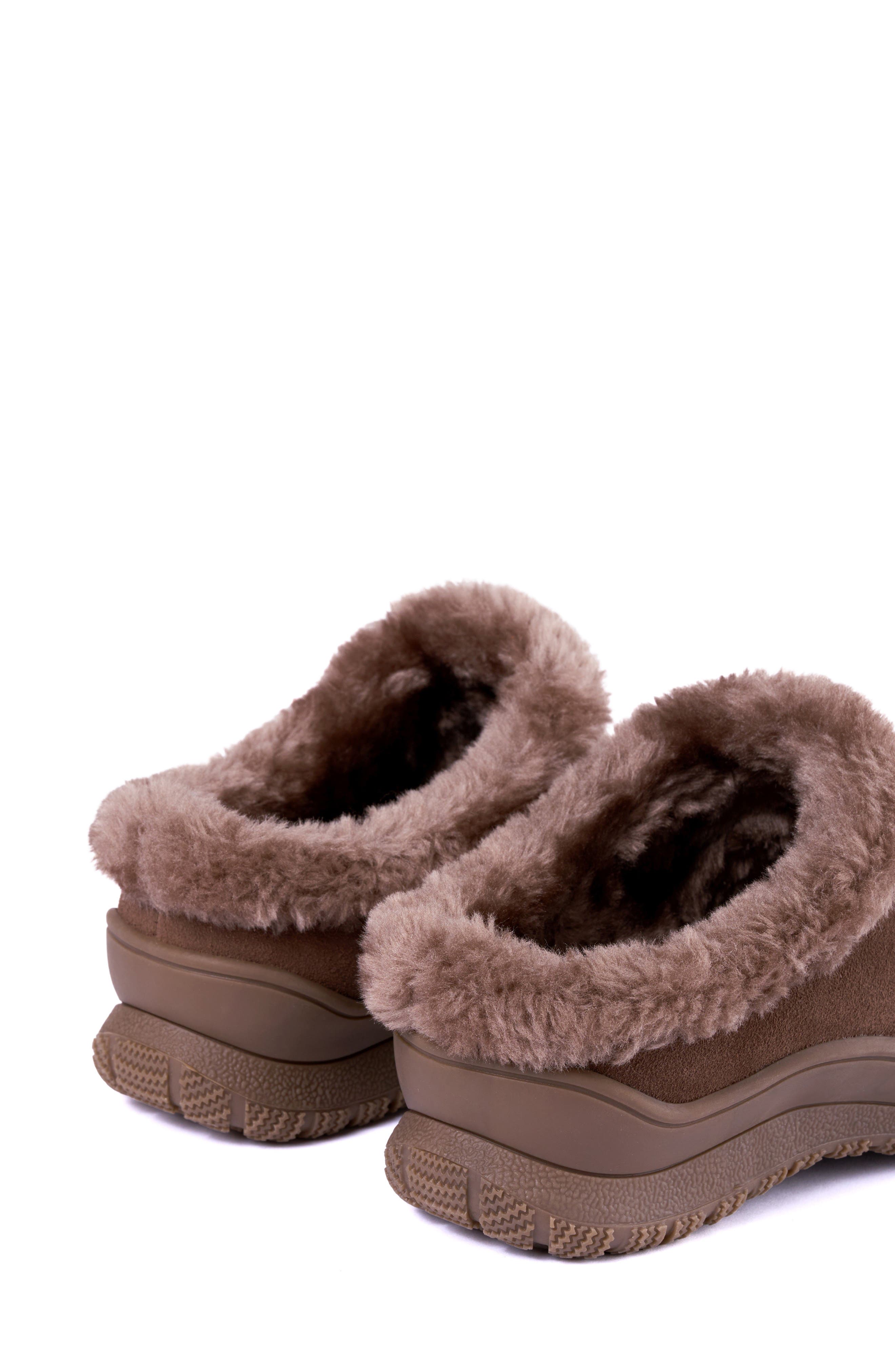 Minnetonka Emerson Water Resistant Faux Fur Slipper, Alternate, color, Cocoa