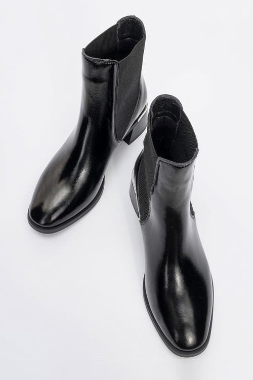 Forever & Always Shoes Neiva Leather Chelsea Boot In Black