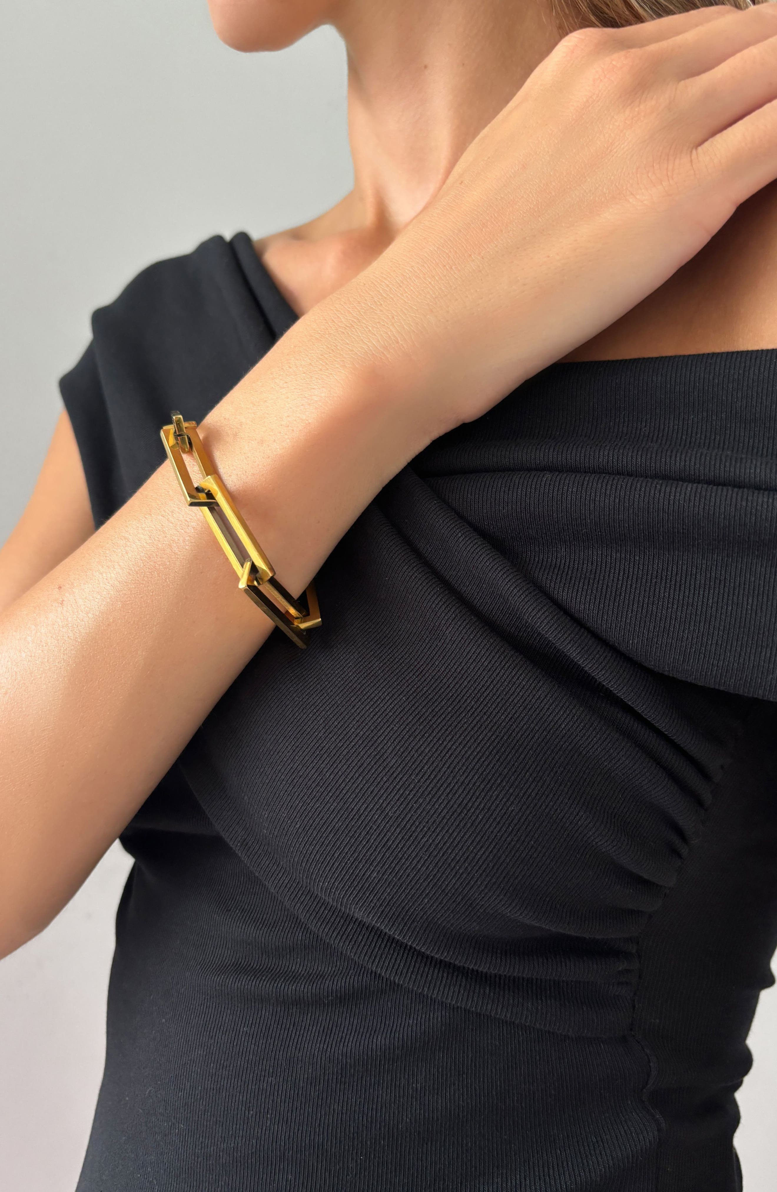 st. Moran Oversized Rectangular Link Bracelet (Women) | Nordstromrack
