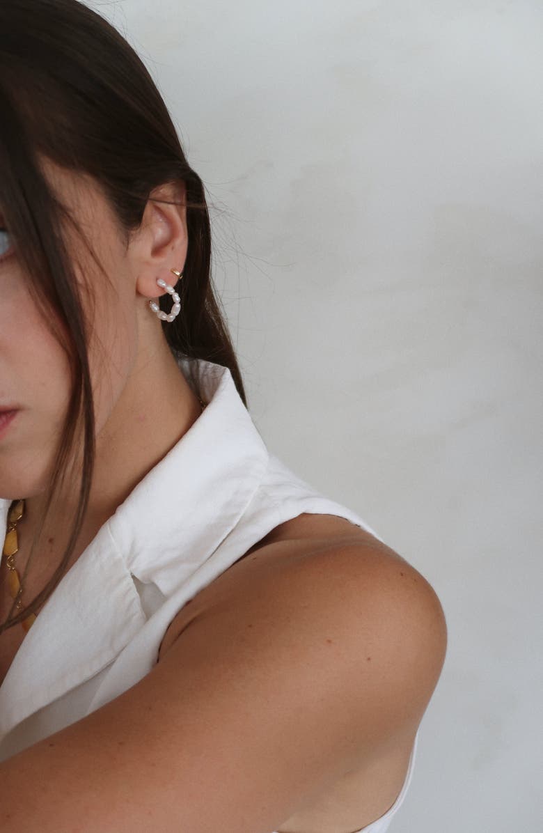 Joiana Jewelry Pearl Hoop Earrings, Alternate, color, Gold / Pearl