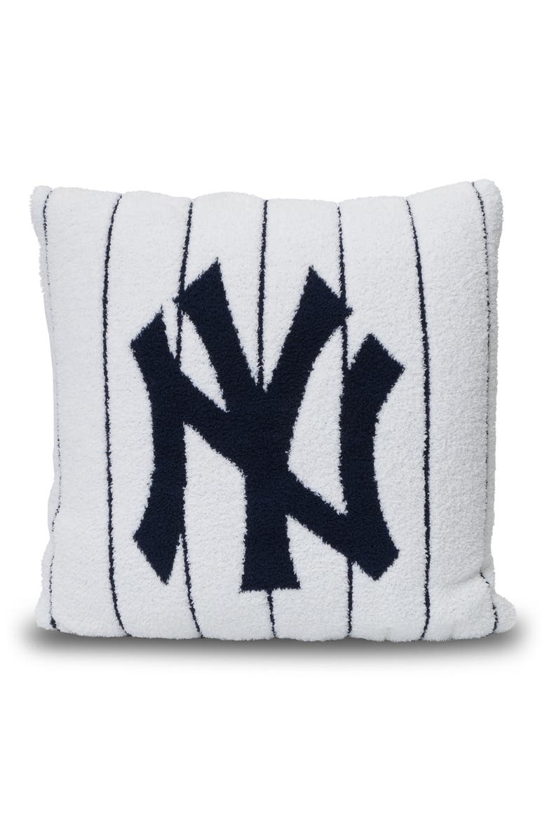 CozyChic® New York Yankees Accent PIllow, Alternate, color, YANKEES MULTI