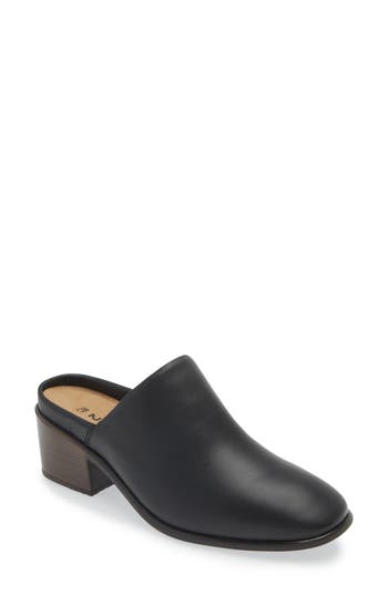 Naot Dedicate Mule In Black