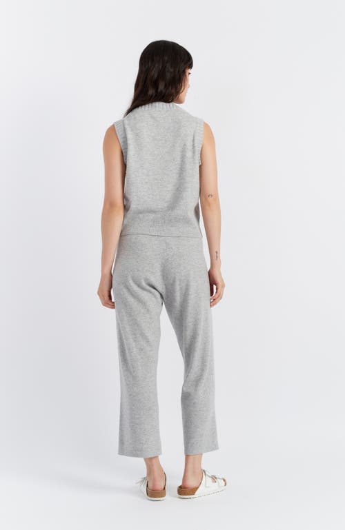Chinti & Parker Wool And Cashmere Blend Knit V Neck Waistcoat In Grey