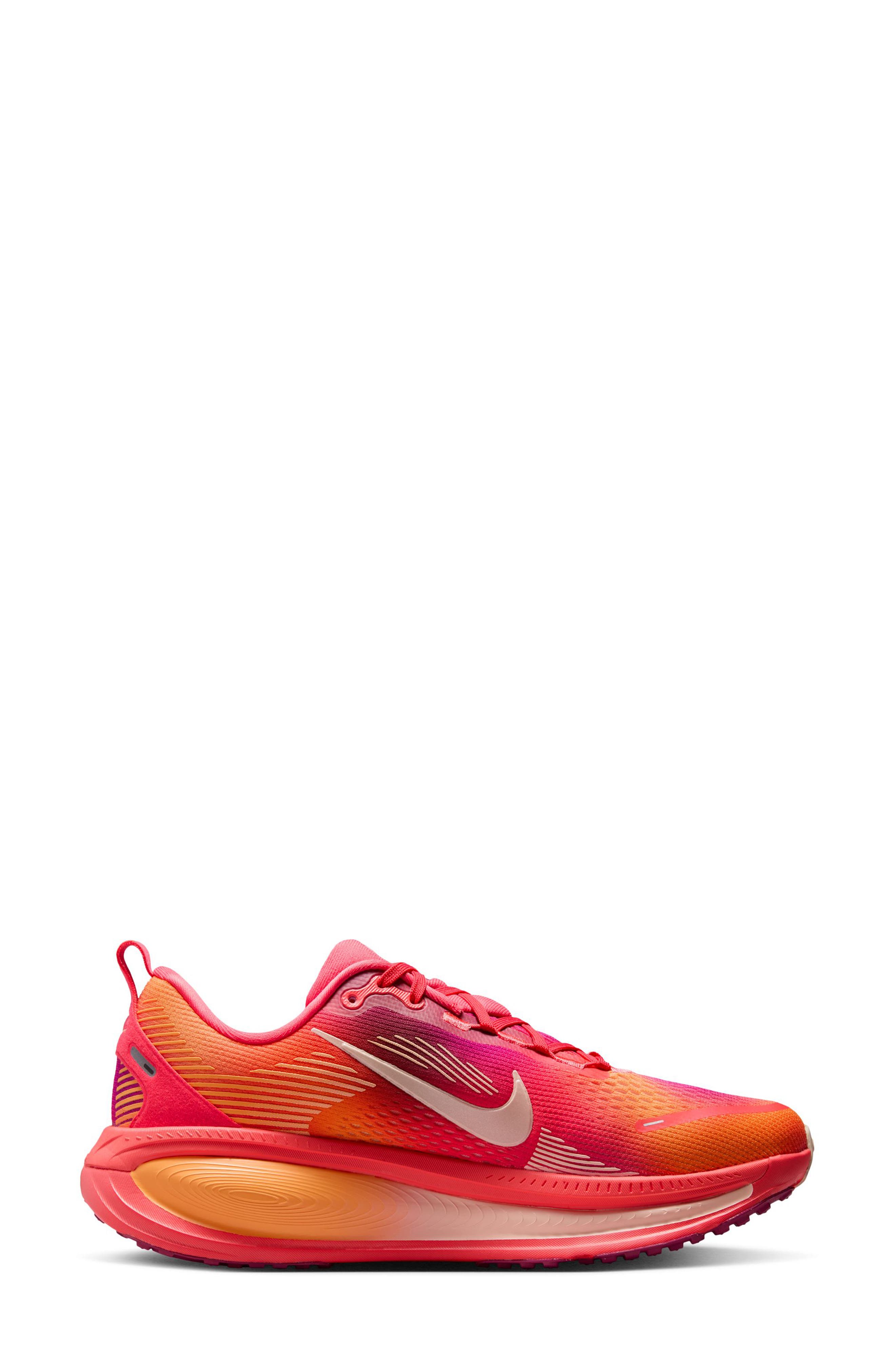 Nike Vomero 18 SE Running Shoe, Alternate, color, Ember/ Coral/ Sweet Beet