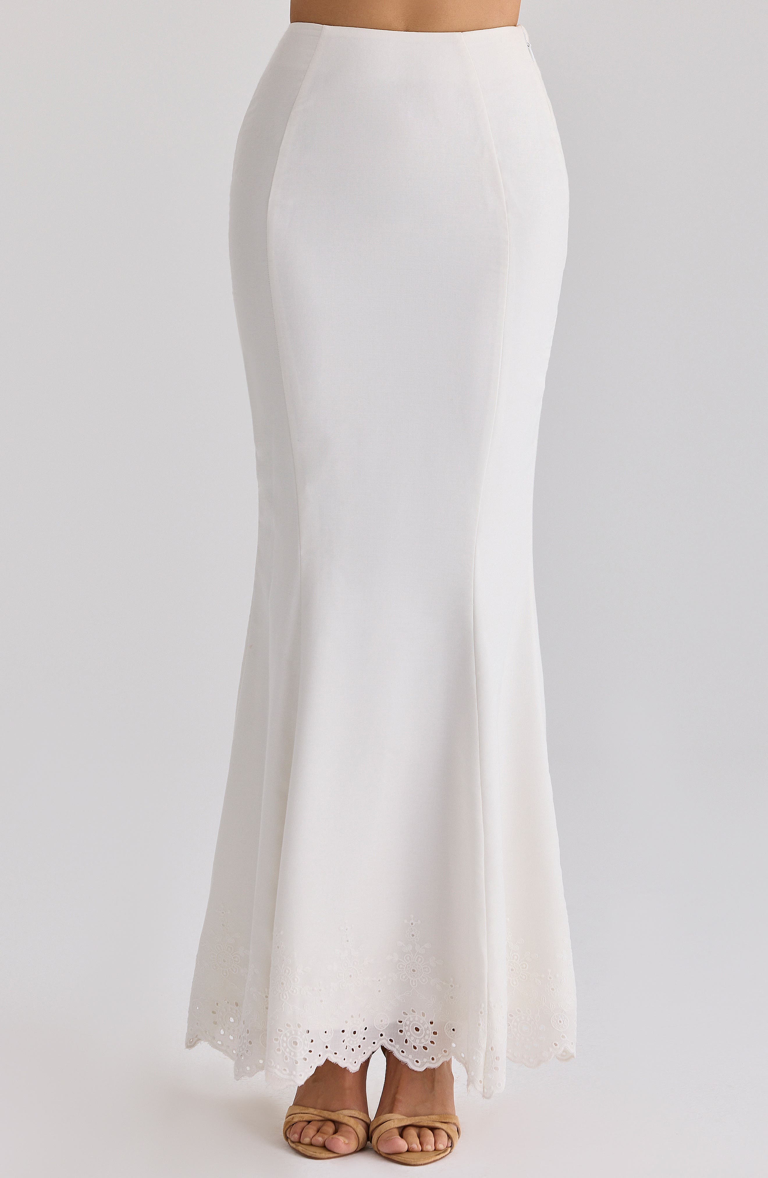 selected WHITE