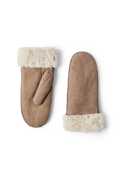 Fuzzy shearling mittens