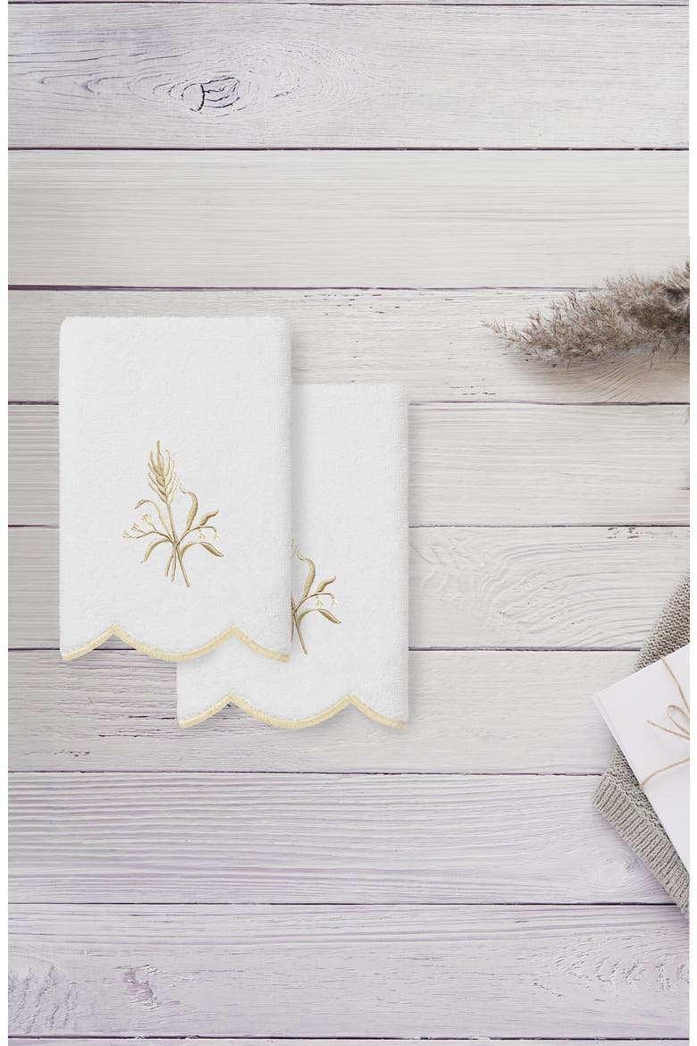 Whitney Scallop Set of 2 Fingertip Towels, Alternate, color, WHITE/ BEIGE