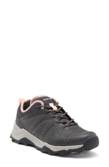 Eddie Bauer Pinnacle V2 Low Sneaker In Grey/pink