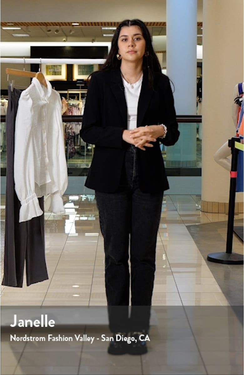 Single Button Blazer, sales video thumbnail