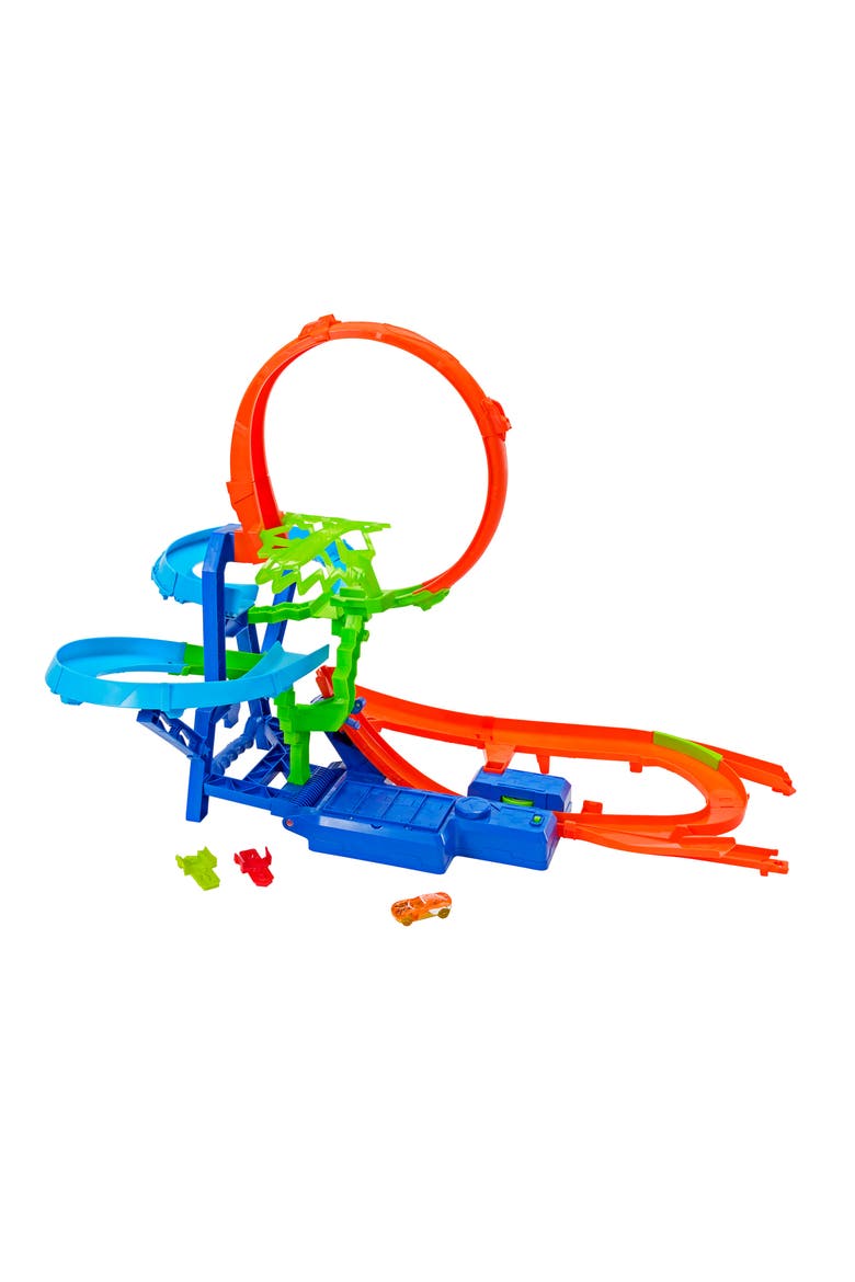 Stunt Tracks Mid-Air Crash Playset with 1:64 Scale Die-Cast Toy Car & Motorized Booster, Alternate, color, ORANGE