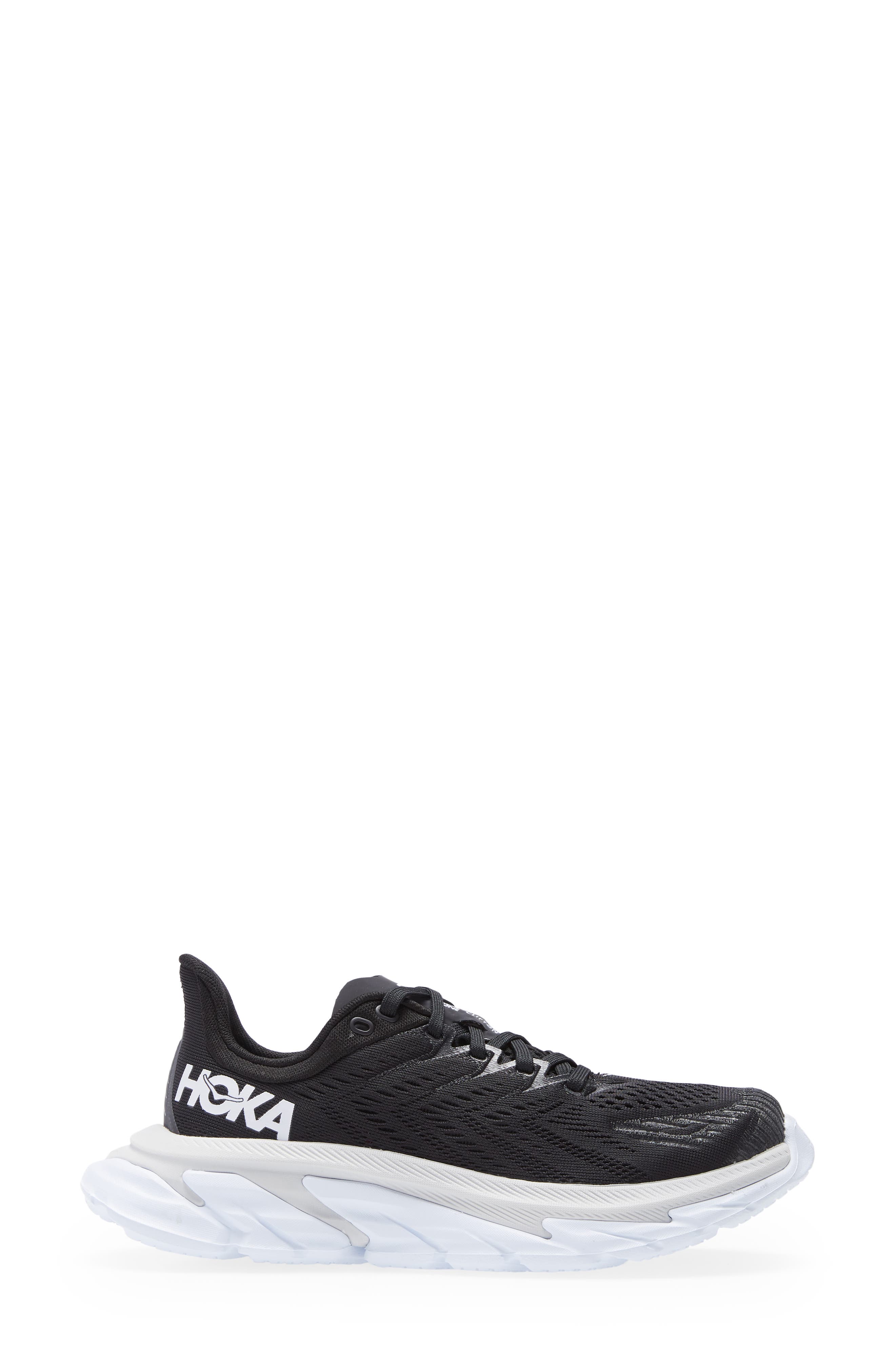 Clifton Edge Running Shoe, Alternate, color, BLACK / WHITE