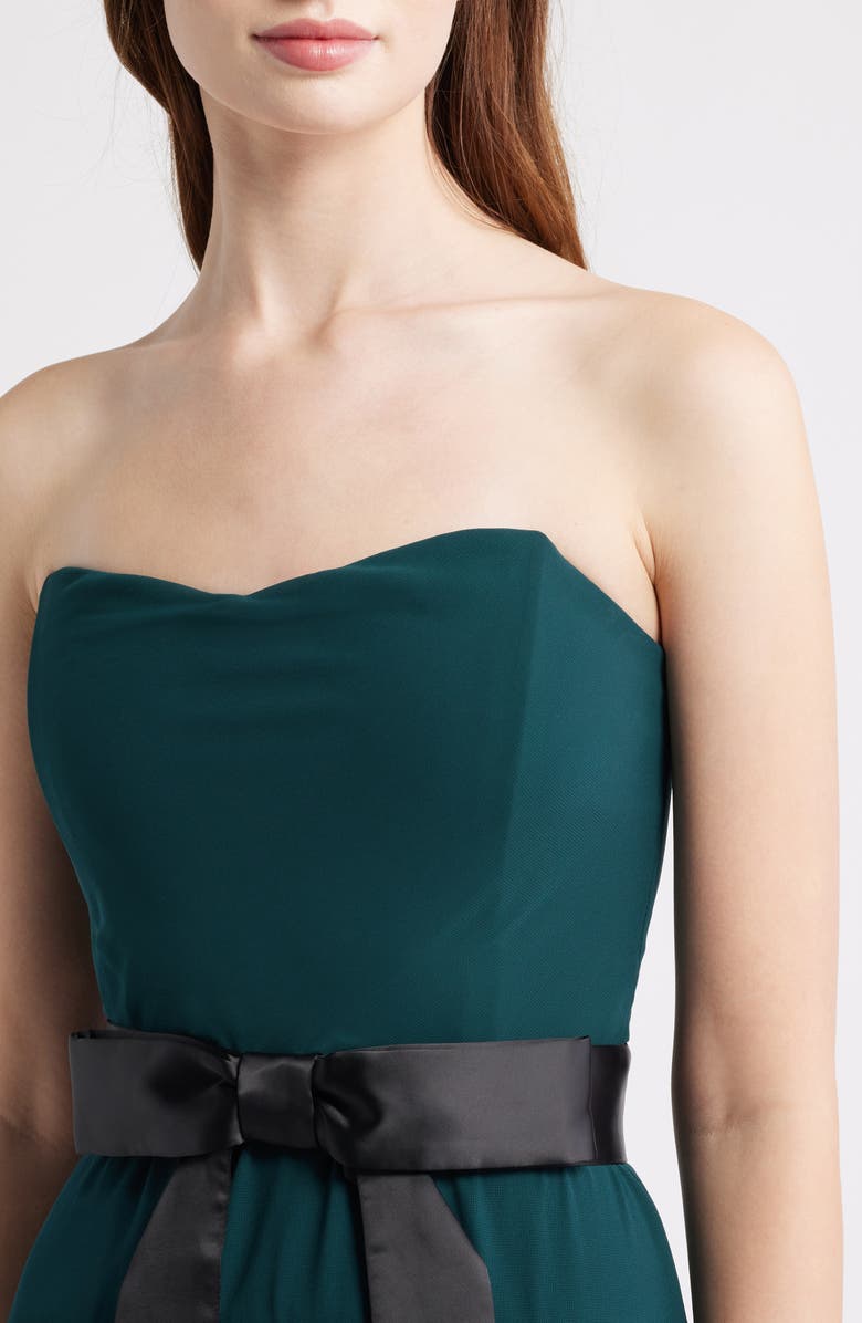 Lulus Amalia Strapless Ruffle Tiered Gown, Alternate, color, Emerald