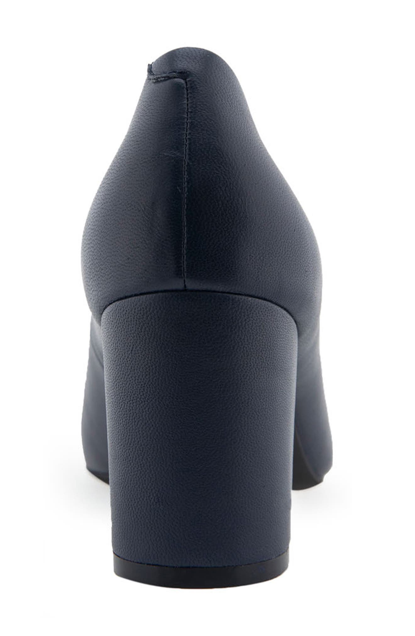Betsy Pump, Alternate, color, NAVY LEATHER
