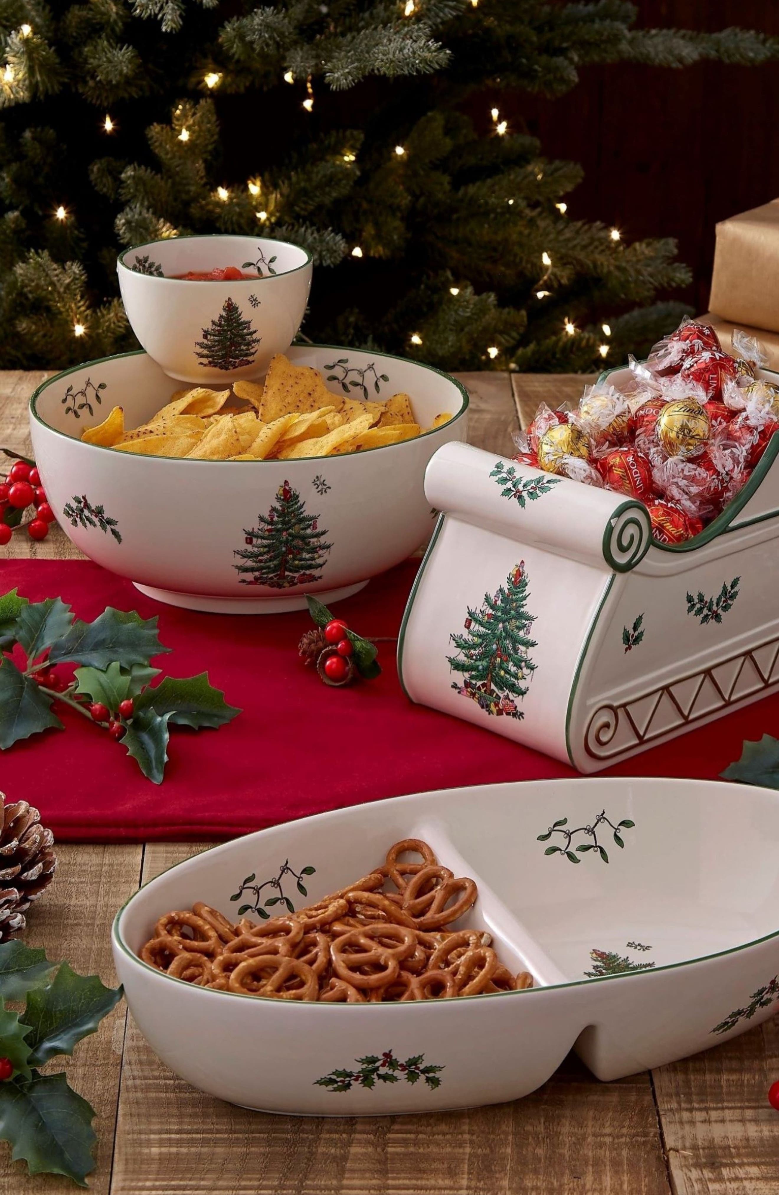 Spode Christmas Tree Chip & Dip Set - Thumbnail 5