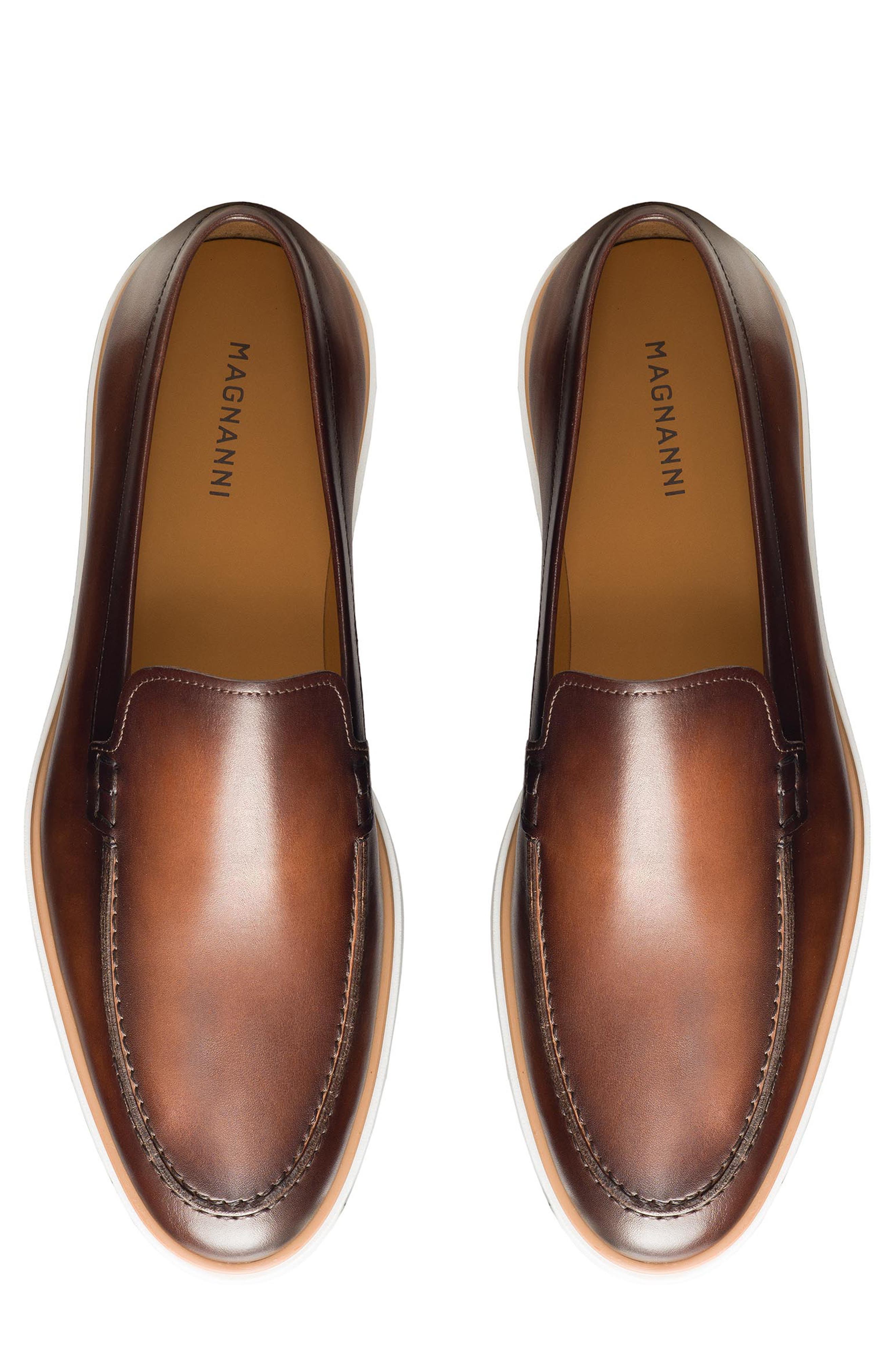 Magnanni Lourenco Loafer, Alternate, color, 