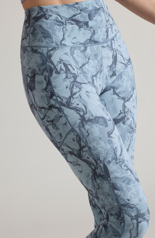 Rhone Revive Print Pocket 7/8 Leggings In Blue Mist