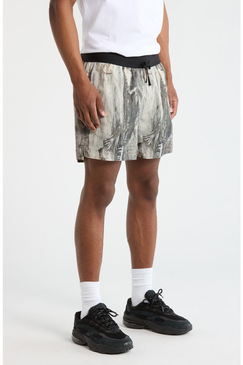 Griffith Running Shorts, Alternate, color, TREE BARK