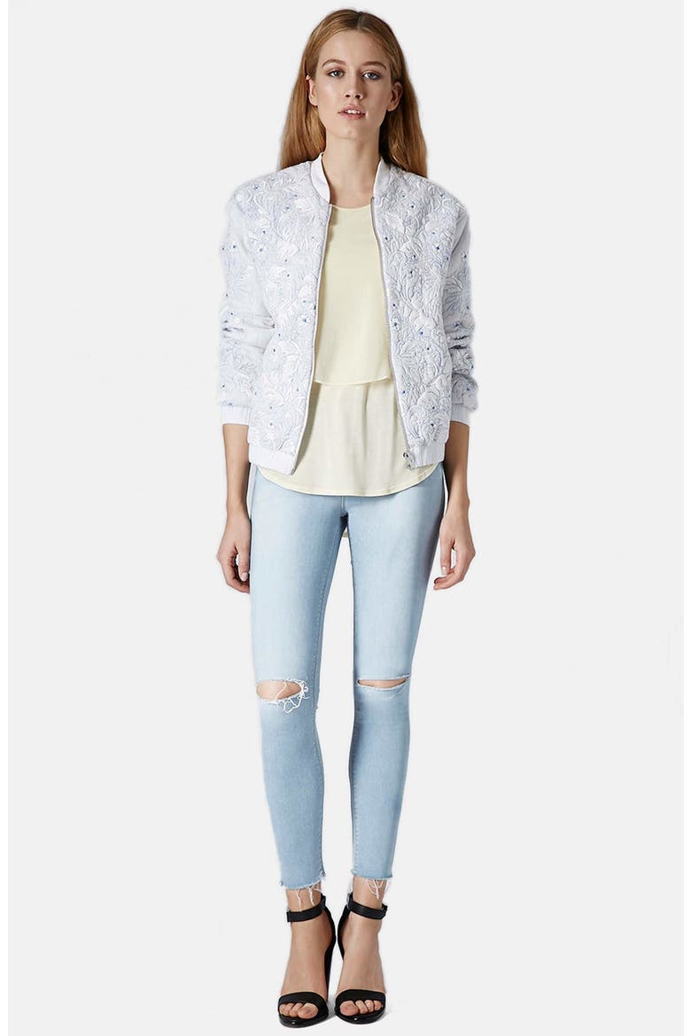 'Leigh' Distressed Skinny Jeans, Alternate, color, LIGHT DENIM