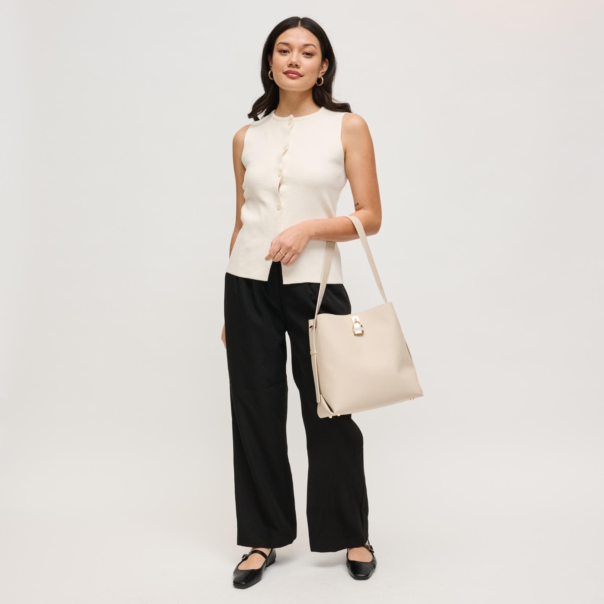 Caroline Hobo, Alternate, color, Bone