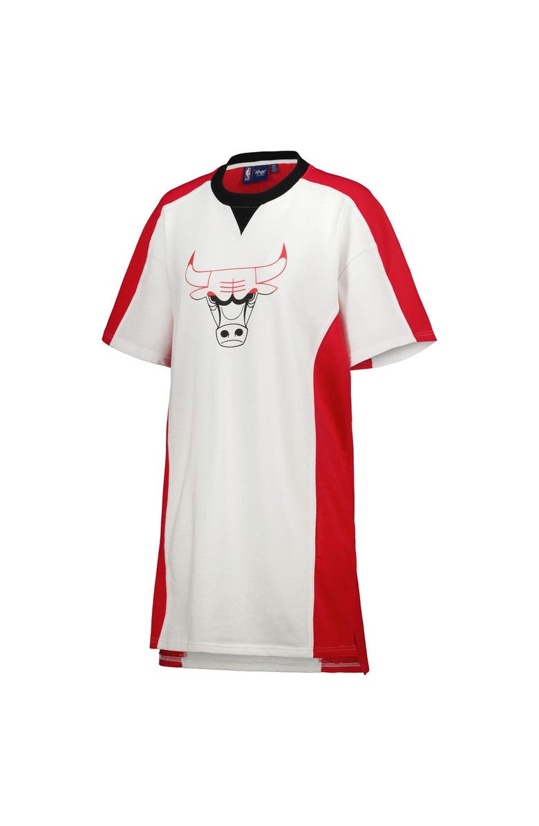 G-III 4HER BY CARL BANKS Women's G-III 4Her by Carl Banks White Chicago Bulls Free Throw T-Shirt Dress, Alternate, color,