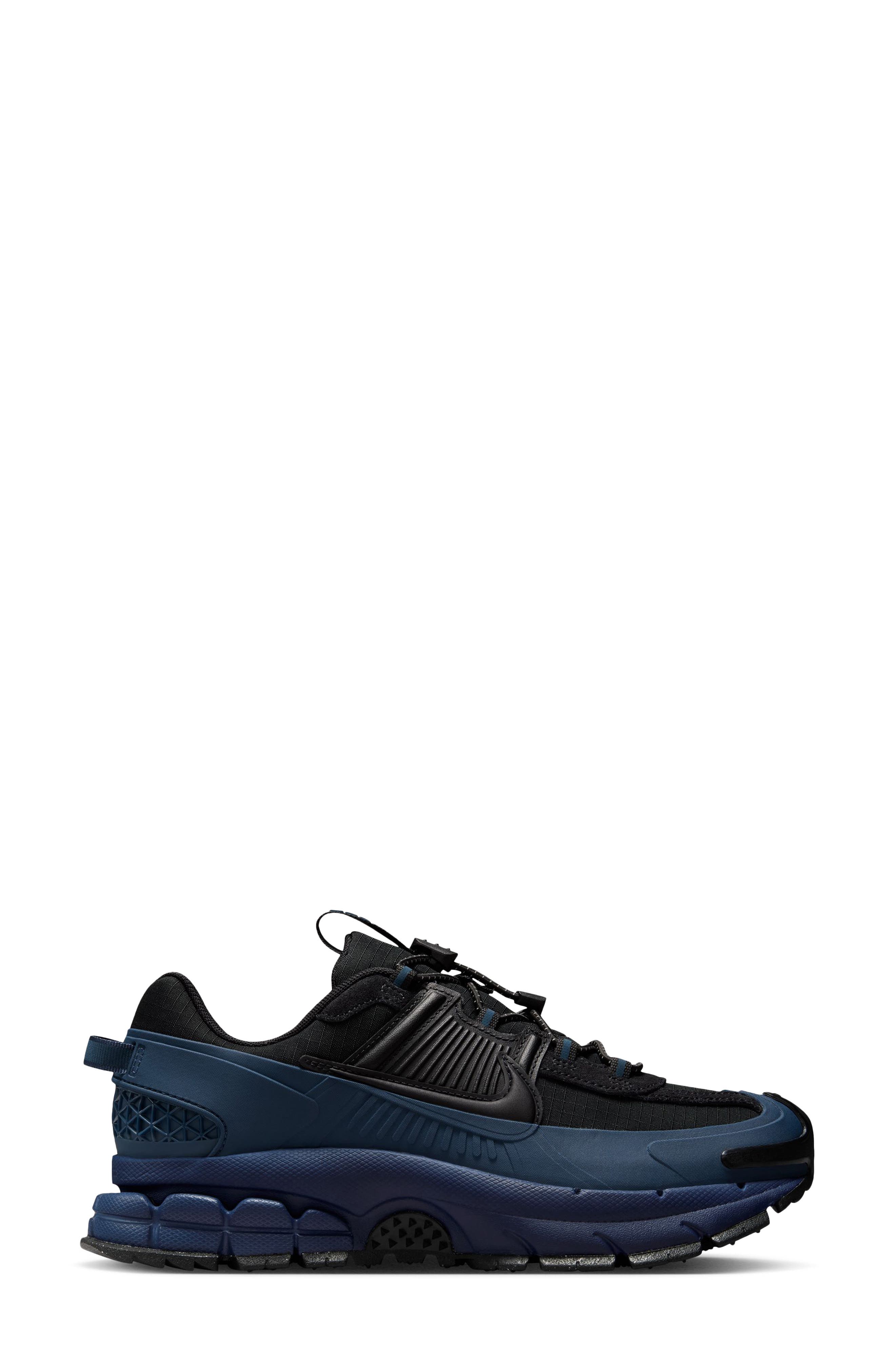 Zoom Vomero Roam Winterized Sneaker - image 2