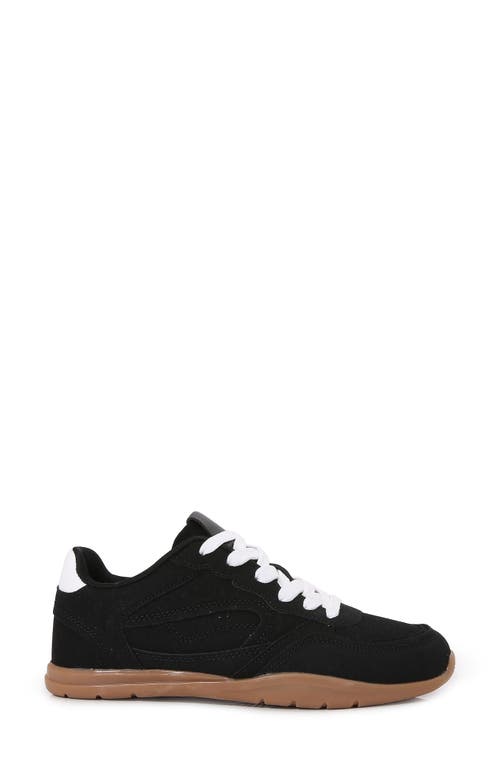 Berness Low Top Sneaker In Black