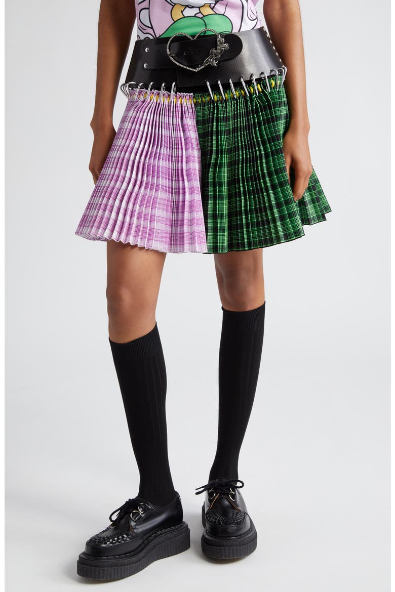 x Disney Daisy Duck Tartan Pleated Carabiner Belted Miniskirt (Nordstrom Exclusive), Main, color, PINK AND GREEN